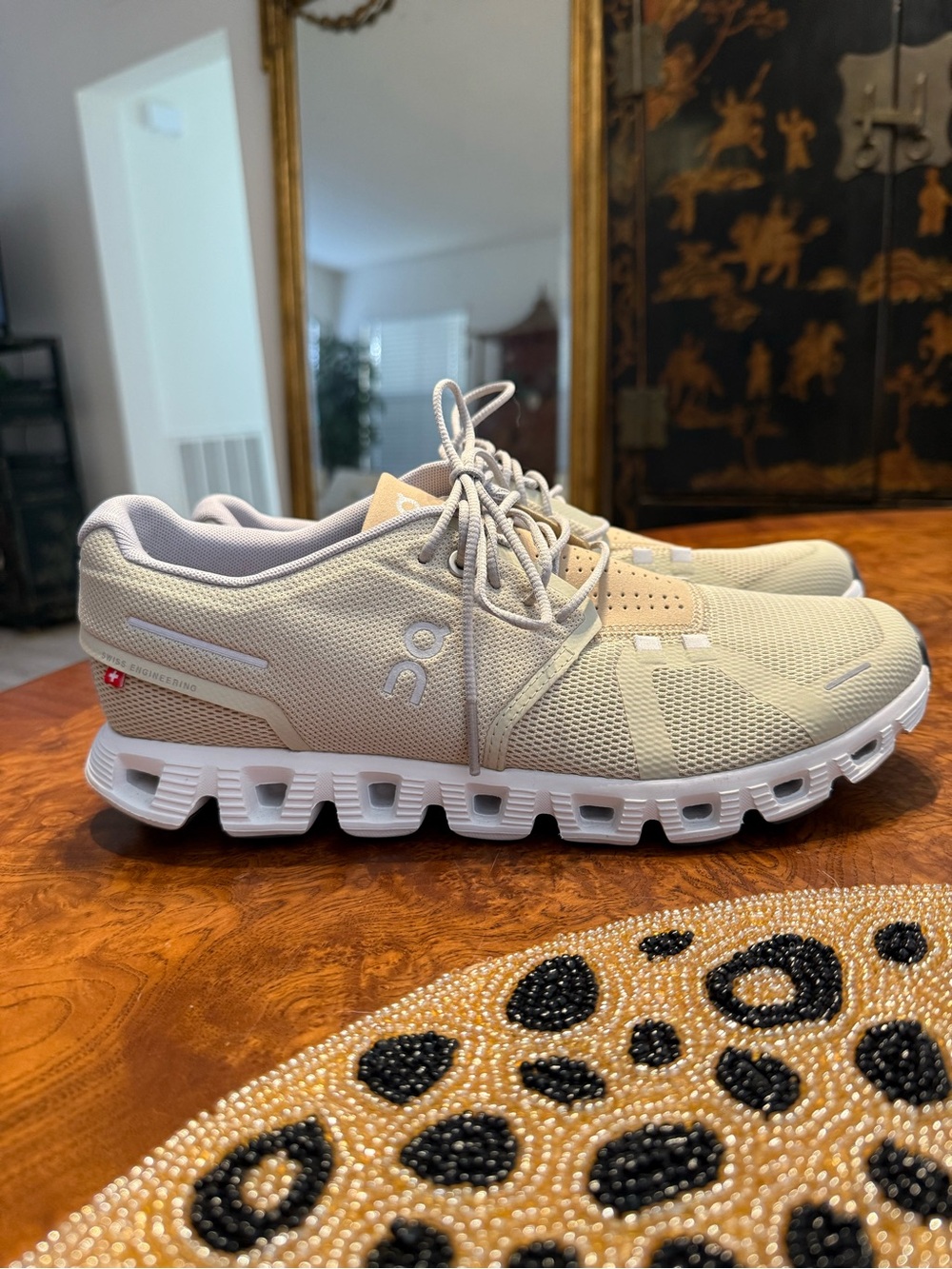 On Cloud 5 Running Shoes Women's Haze Sand Athletic Sneakers EU 42 US 10